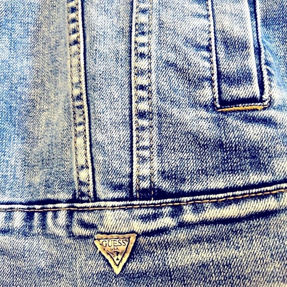 ⭐️Guess Blue Denim Jacket with Gray Hood⭐️ - Picture 11 of 13